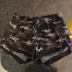 Camo Women's Athleta Shorts- medium